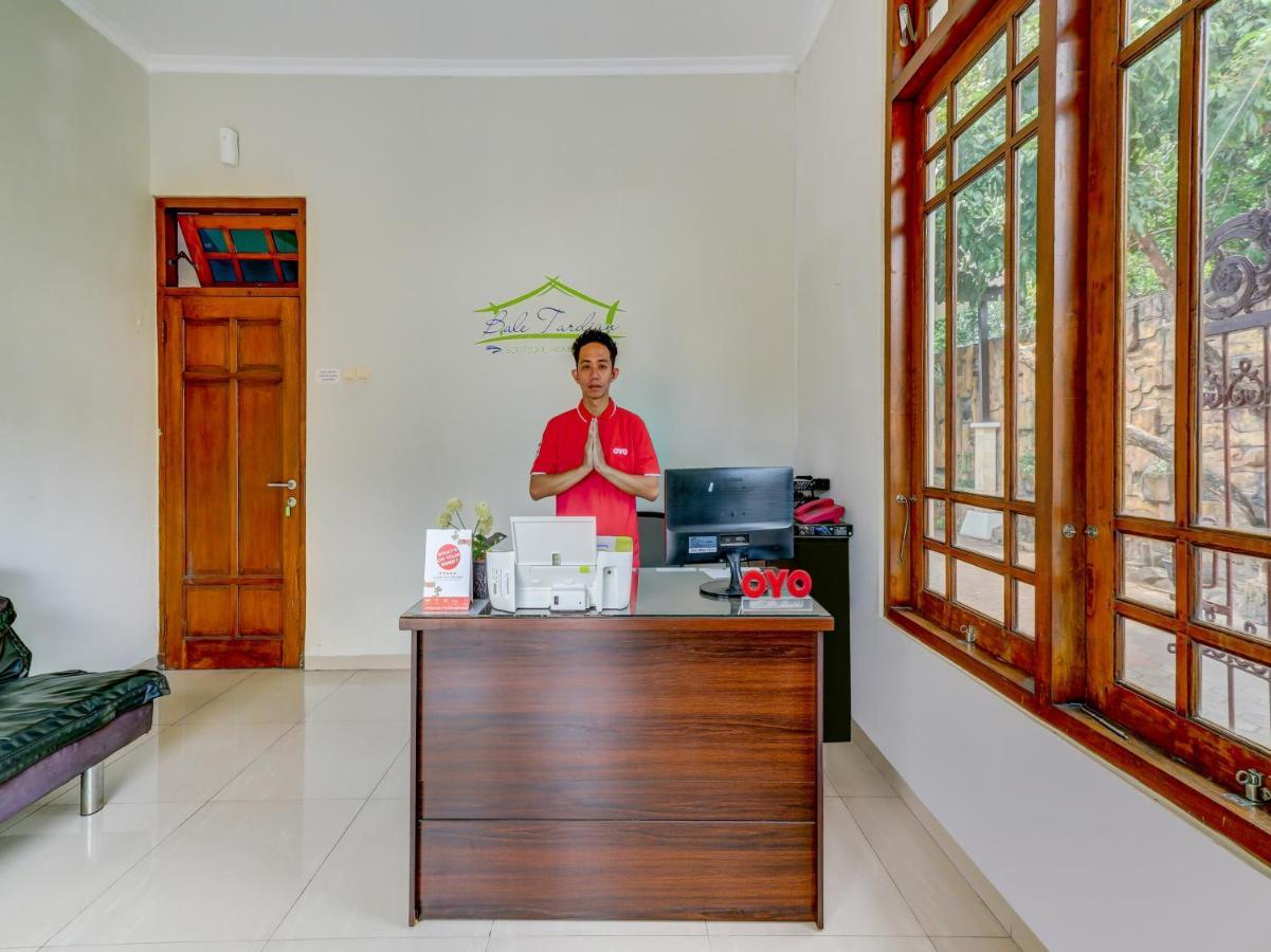 Отель Collection O 3945 Bale Tardian Syariah Melati Экстерьер фото